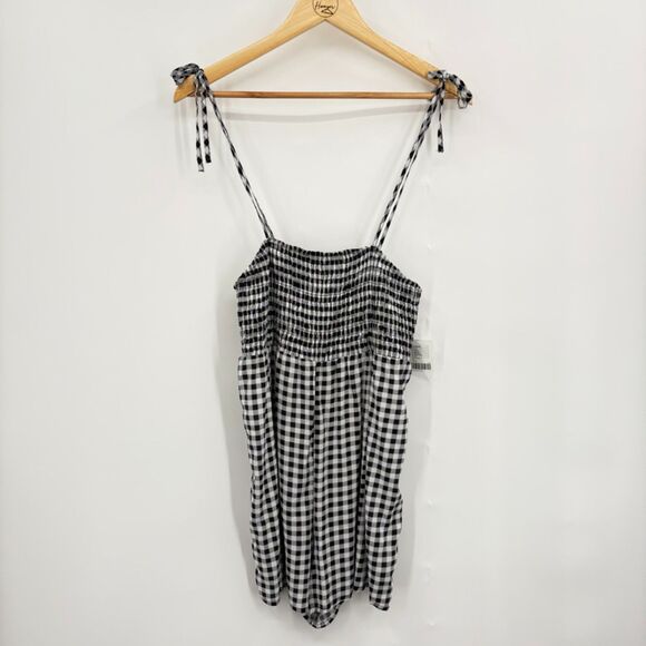 NWT Urban Outfitter Out from Under Izzy Smocked Gingham Romper, Sz Med, Vacation - Picture 3 of 11